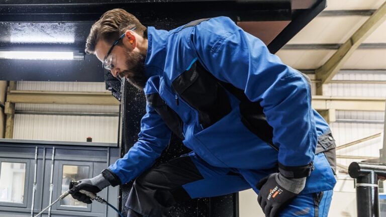 Portwest munkaruhák a jövő biztonságáért