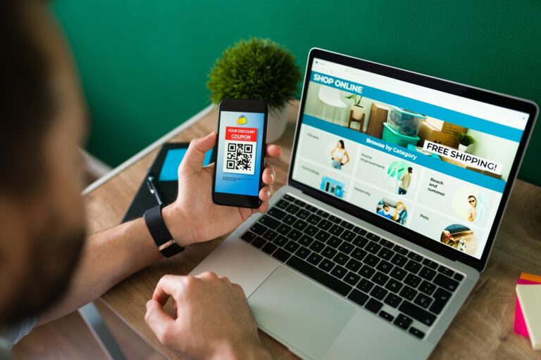 Webshop készítés árak a gyakorlatban: Egy kézműves vállalkozó tanulságos története